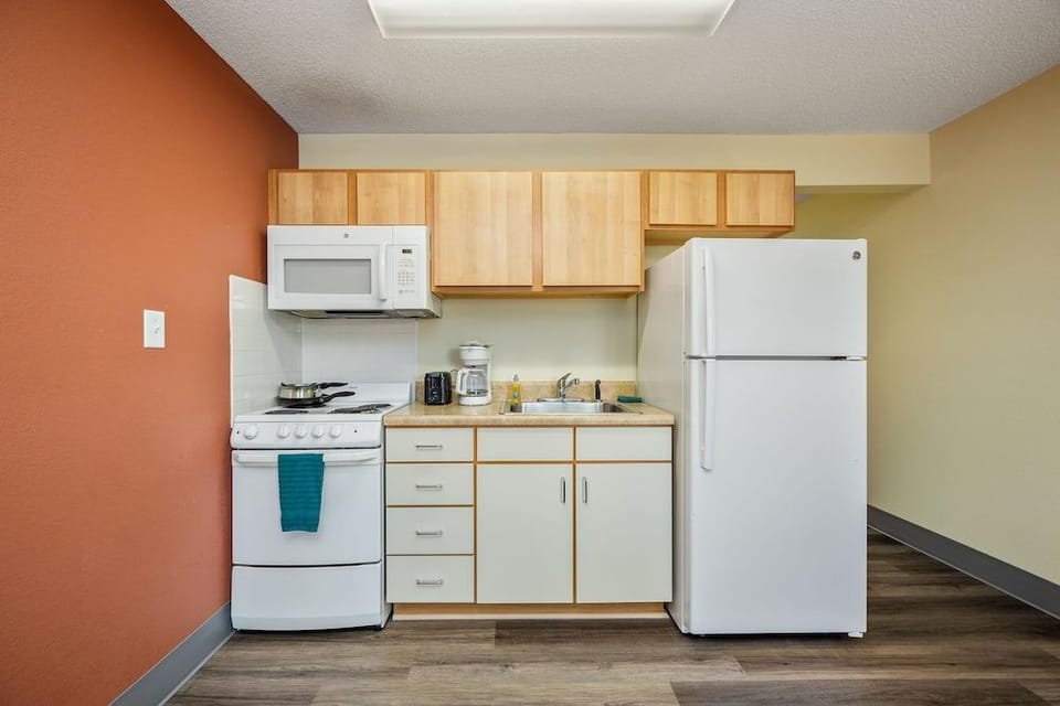 Affordable Suites of America Fredericksburg Hotel in Spotsylvania County