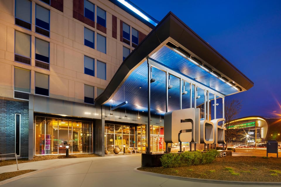 Aloft by Marriott Milwaukee Downtown Hotel in Milwaukee