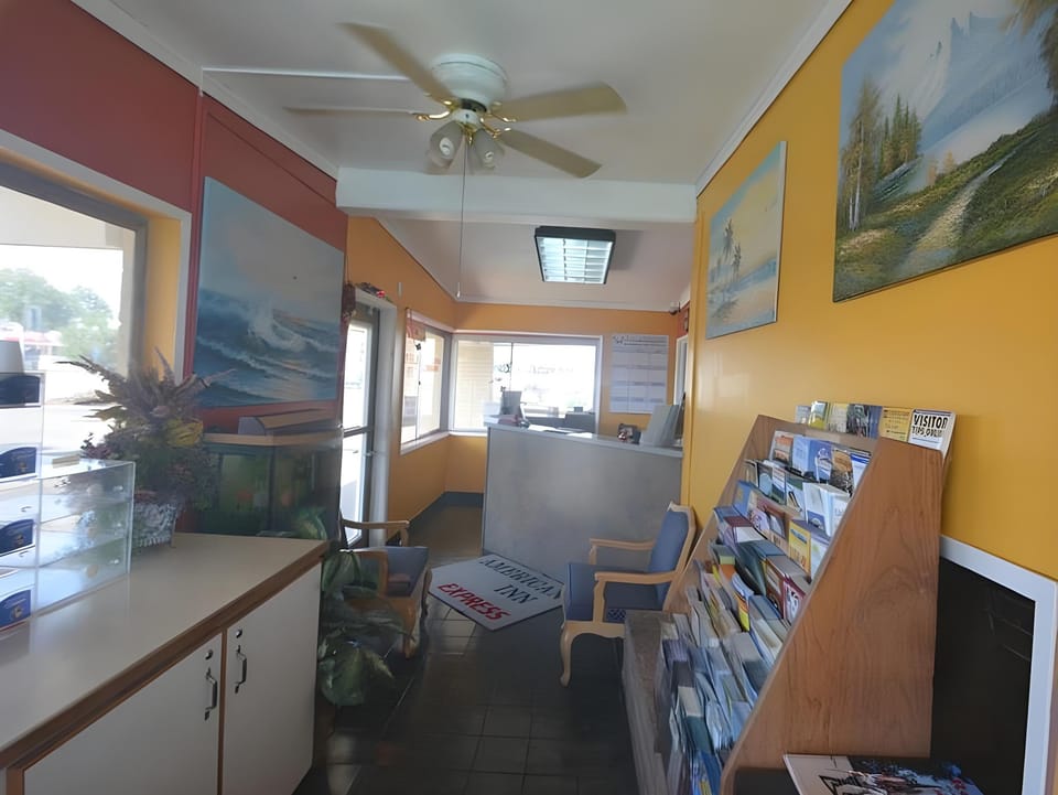 Gateway Inn Express Red Bluff Motel in Red Bluff
