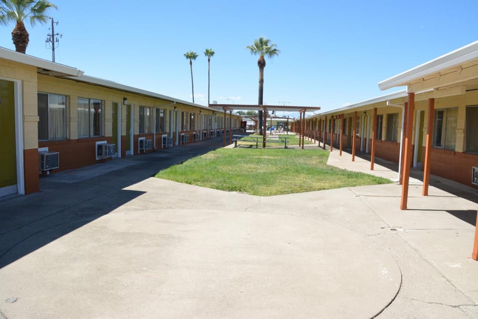 Gateway Inn Express Red Bluff Motel in Red Bluff