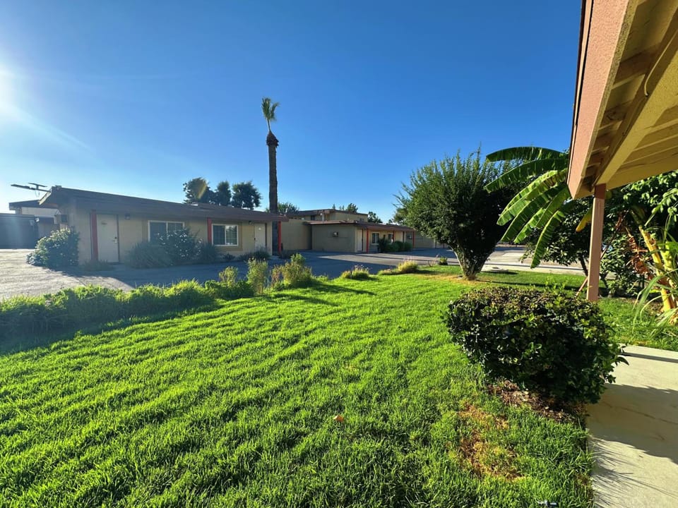 Royal Inn and Suites Motel in Hemet