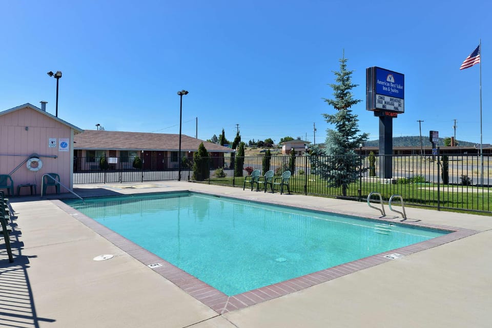 Americas Best Value Inn & Suites Klamath Falls Motel in Klamath Falls