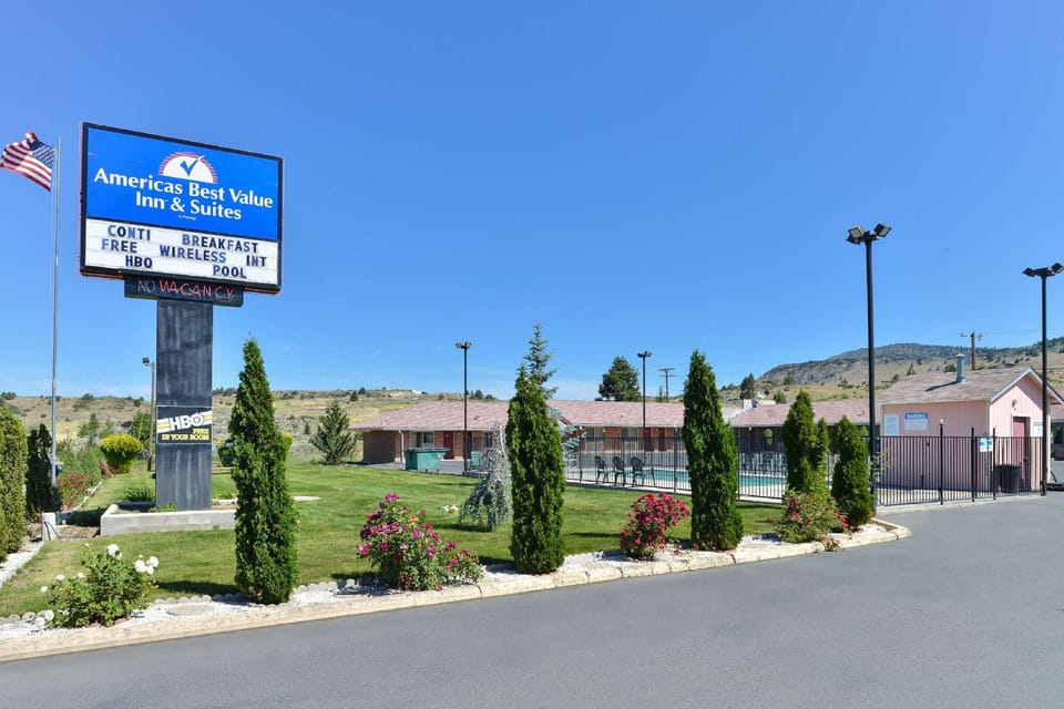 Americas Best Value Inn & Suites Klamath Falls Motel in Klamath Falls