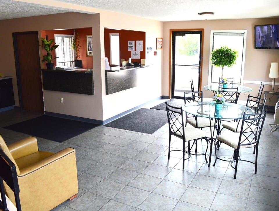 Motel 6 Marshalltown Hotel in Iowa