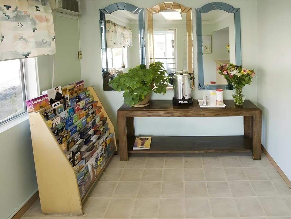Americas Best Value Inn Thousand Oaks Motel in Newbury Park
