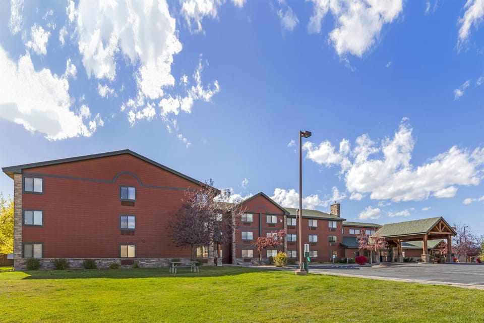 Best Western Plus McCall Lodge & Suites Hotel in McCall