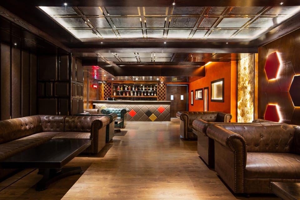 Bar/lounge