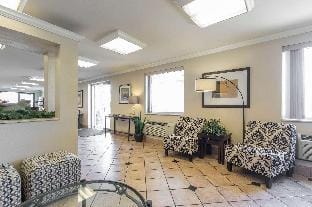 Econo Lodge Inn & Suites Joplin Hotel in Joplin