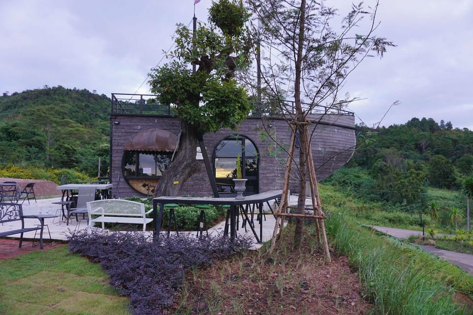 Phu Sumphao Valley Resort in Laos