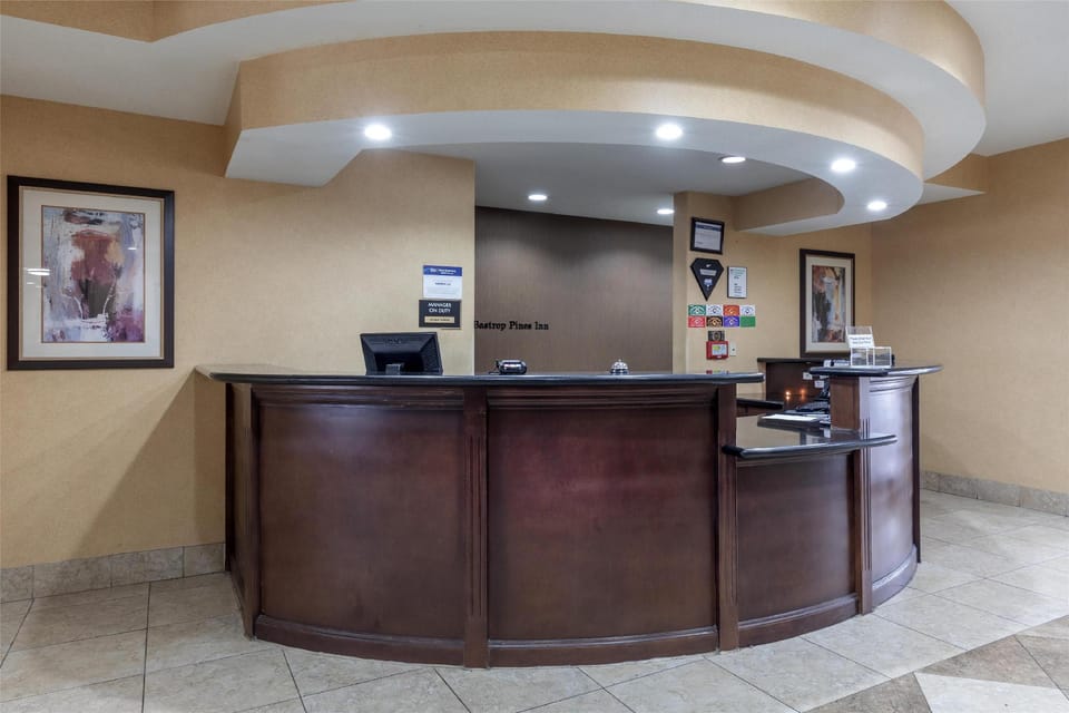Best Western Bastrop Pines Inn Hotel in Bastrop