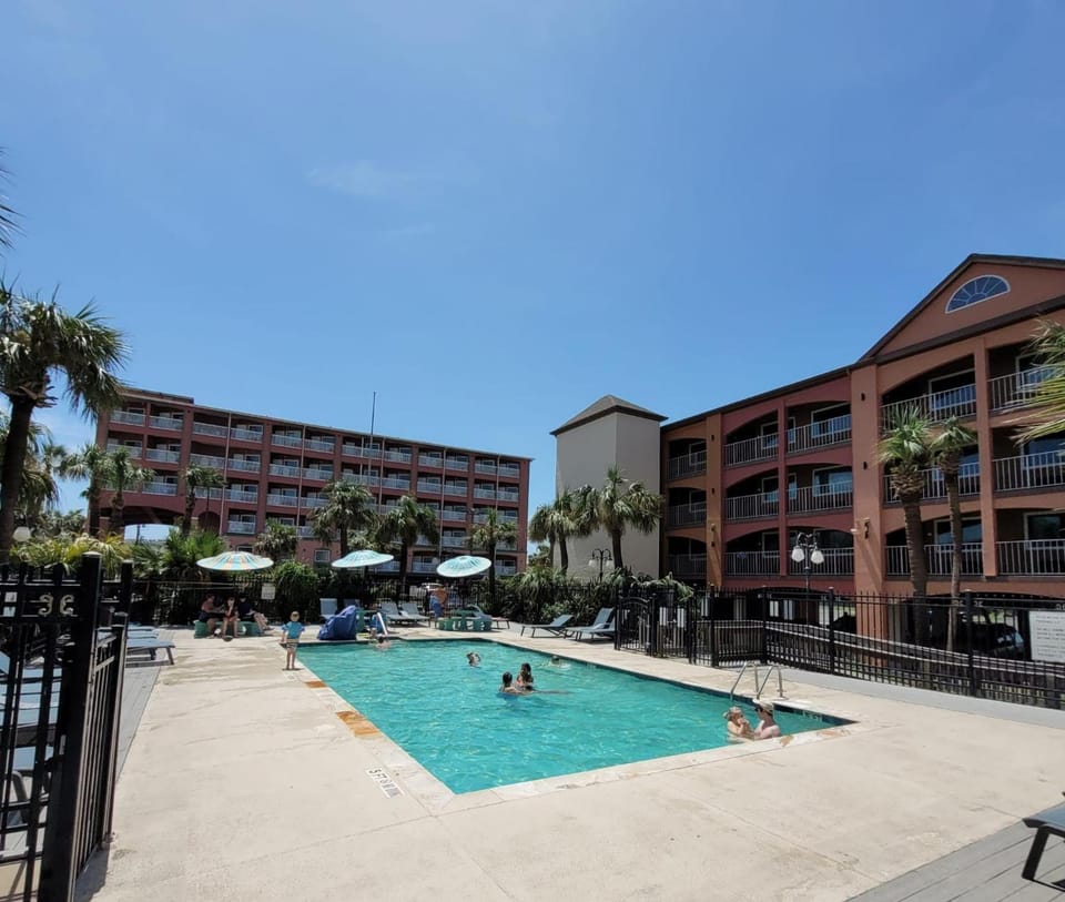 Beachfront Palms Resort Galveston, an Ascend Collection Hotel Hotel in Galveston Island