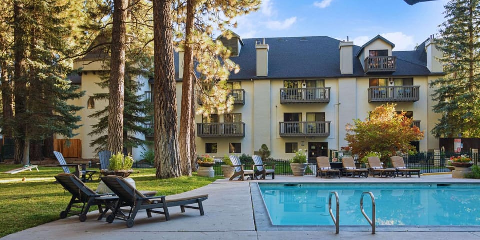 Chateau Big Bear Boutique Hotel, BW Signature Collection Hotel in Big Bear
