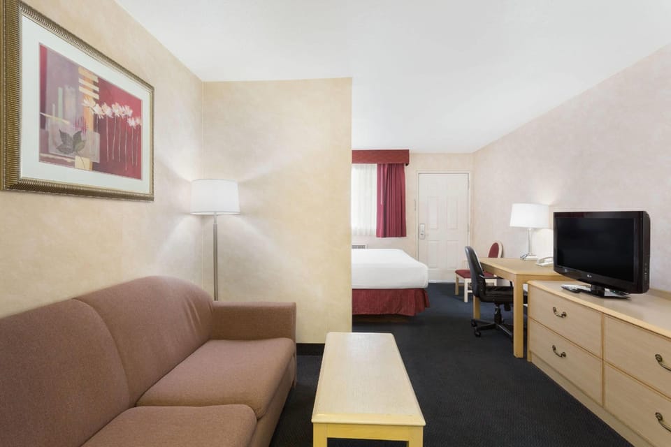 Guestroom