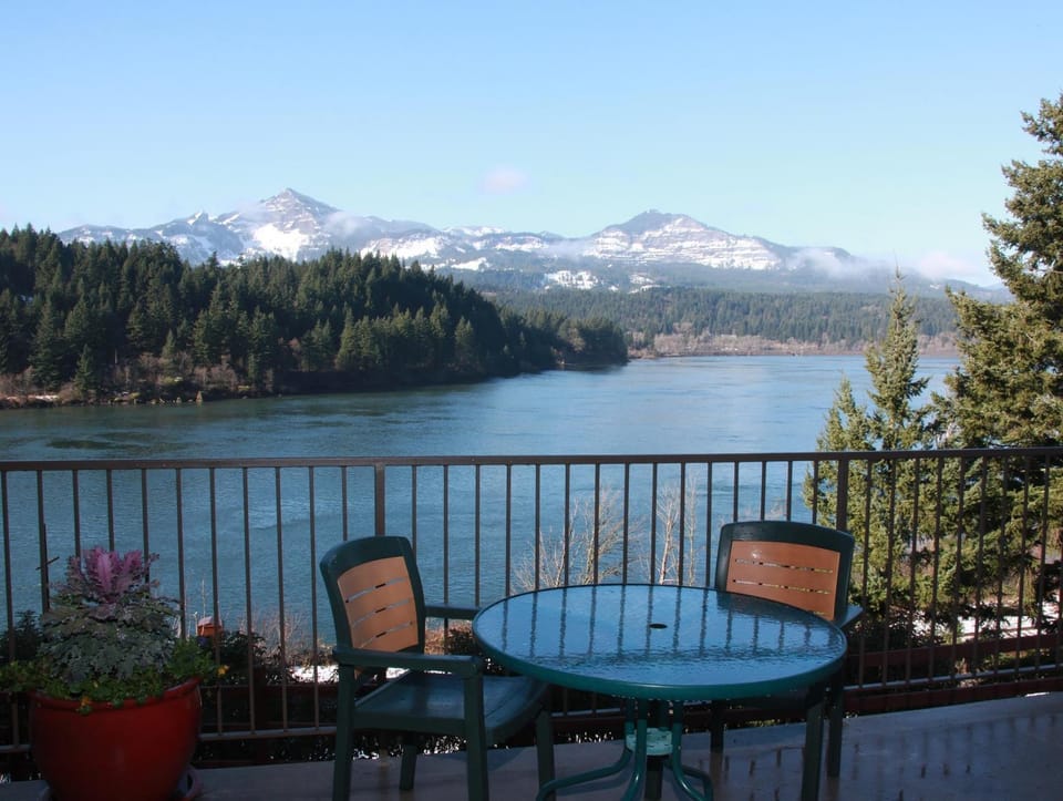 Best Western Plus Columbia River Inn Hotel in Washington