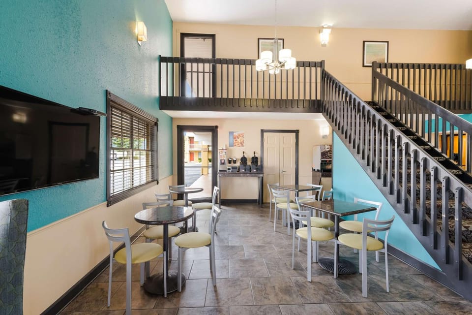 Best Western Conway Hotel in Conway