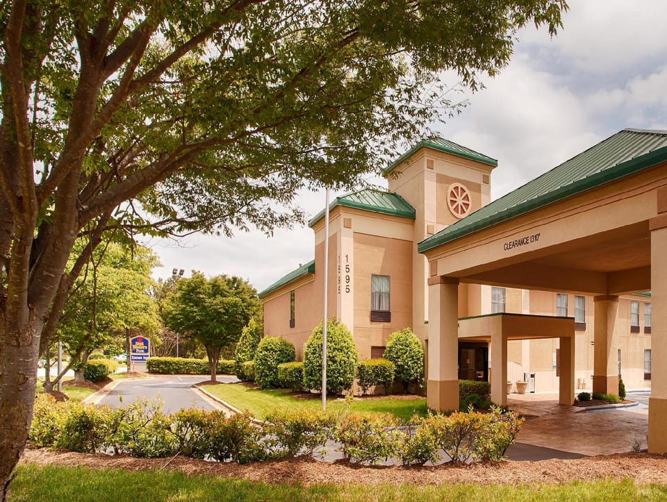 Best Western Plus Edison Inn Hotel in Raleigh