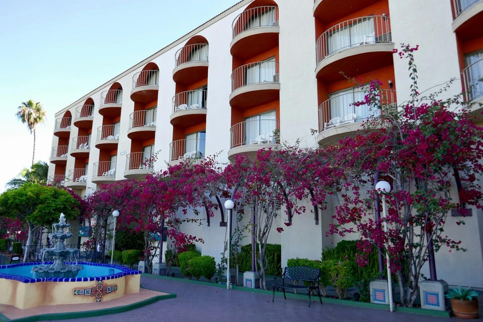 Golden Sails Hotel Hotel in Seal Beach