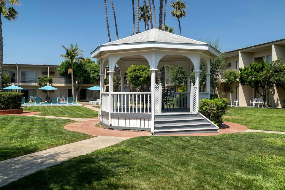 Golden Sails Hotel Hotel in Seal Beach