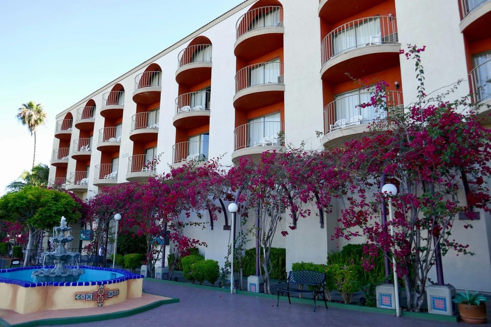 Golden Sails Hotel Hotel in Seal Beach
