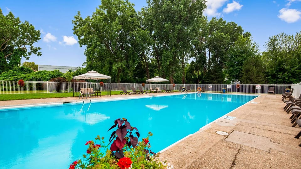 Best Western Plus Guildwood Inn Hotel in Port Huron