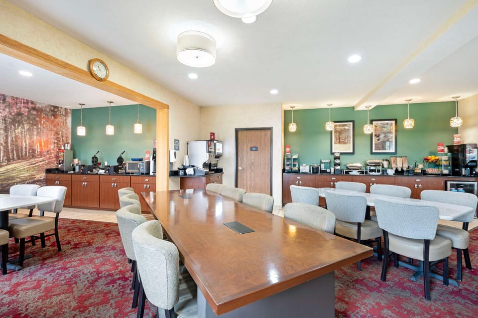 Best Western Plus Howe Inn Hotel in Indiana