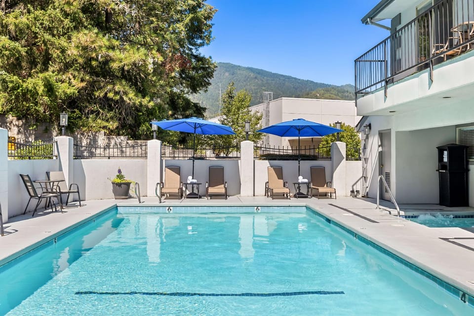 Best Western Inn at the Rogue Hotel in Rogue River