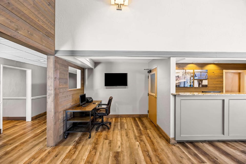 Best Western Inn at the Rogue Hotel in Rogue River