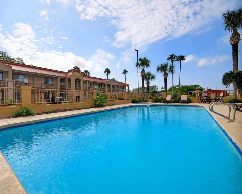 Americas Best Value Inn Kingsville Motel in Kingsville