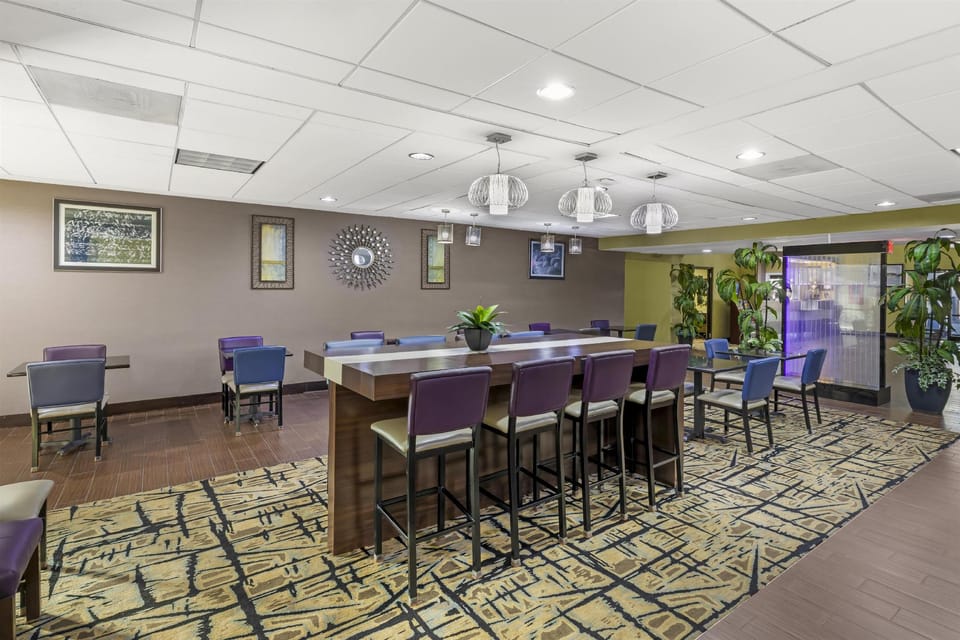 Best Western Plus McDonough Inn & Suites Hotel in McDonough