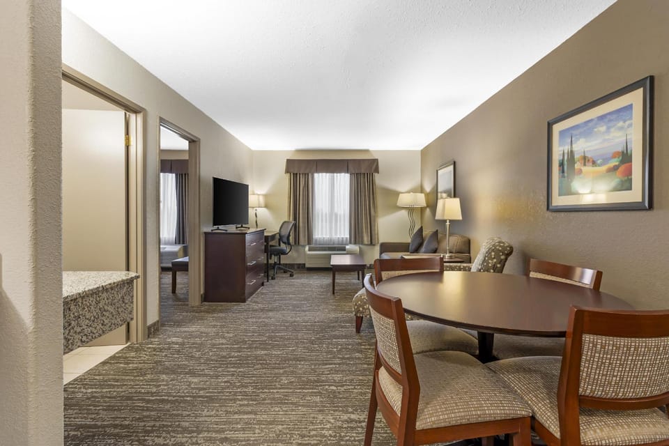 Suite room