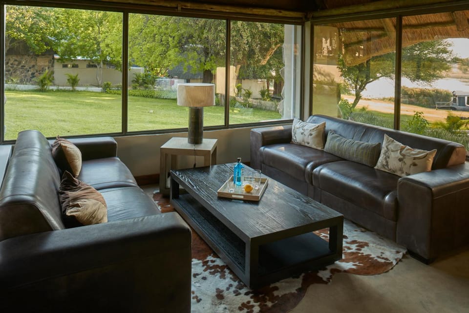 Thamalakane River Lodge Lodge in Africa