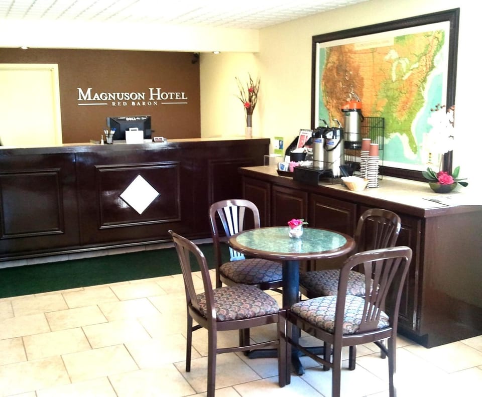 Magnuson Hotel Red Baron Hotel in Garden City