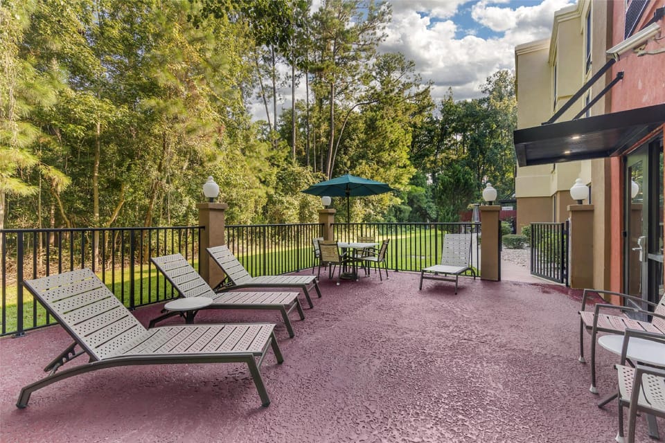 Best Western Plus Richmond Hill Inn Hotel in Richmond Hill