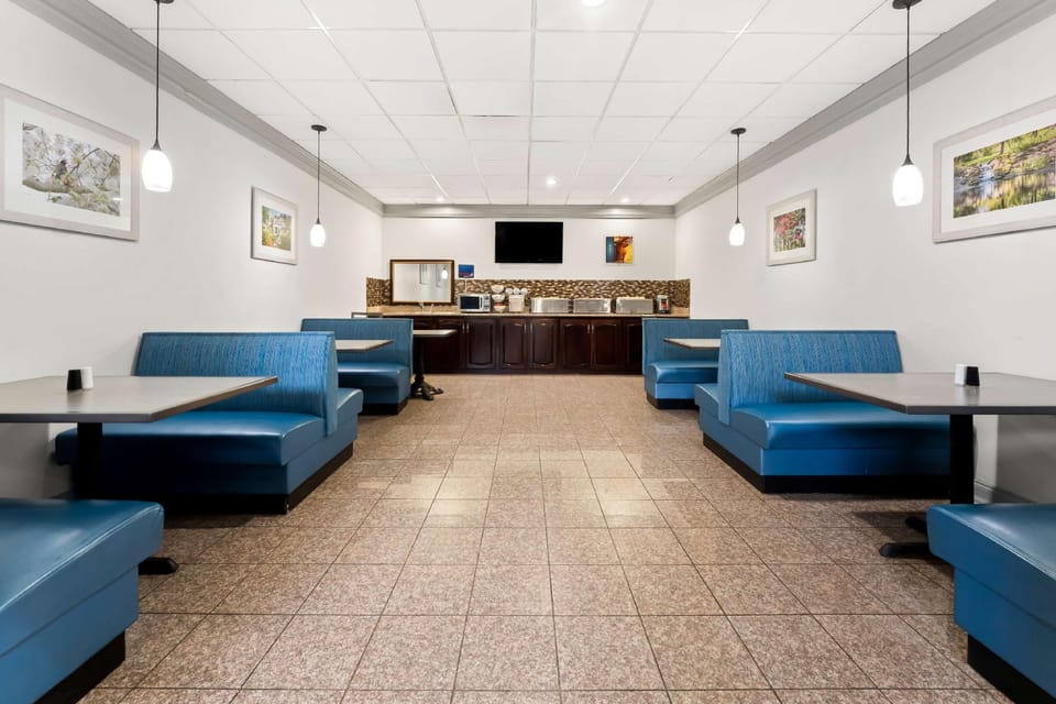 Best Western Riverside Inn Hotel in Macon