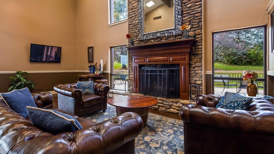 Best Western Shelbyville Lodge Hotel in Shelbyville