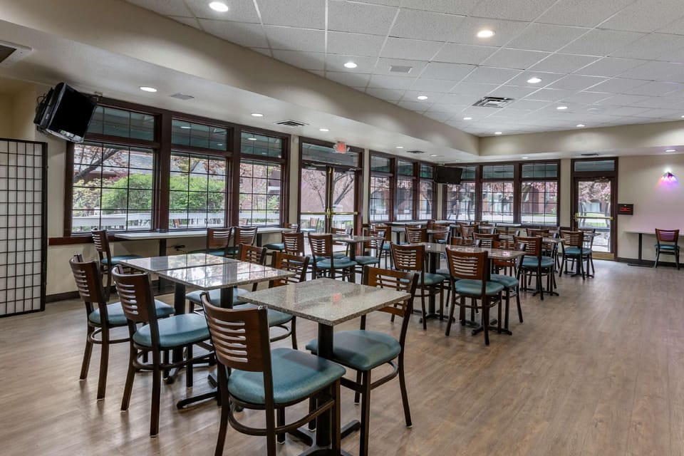 Best Western Sunridge Inn & Conference Center Hotel in Baker City