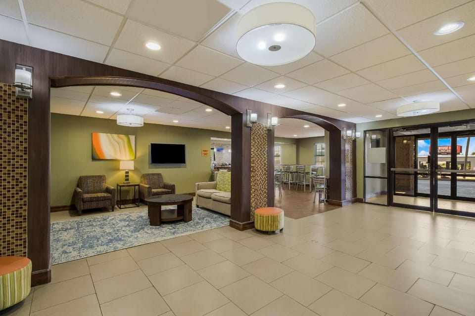 Best Western Temple Inn & Suites Hotel in Temple