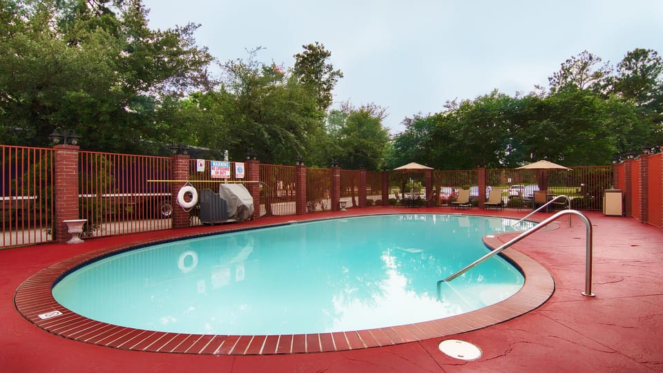 Best Western Plus The Woodlands Hotel in The Woodlands