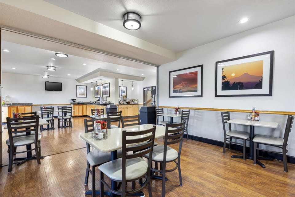 Best Western Woodburn Hotel in Willamette Valley