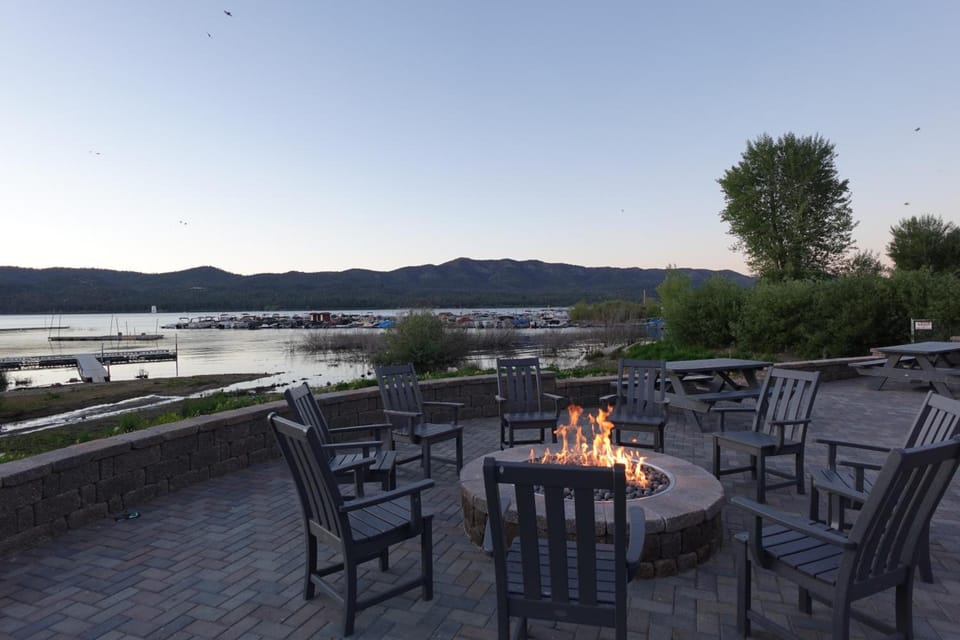 Big Bear Frontier Lodge in Big Bear