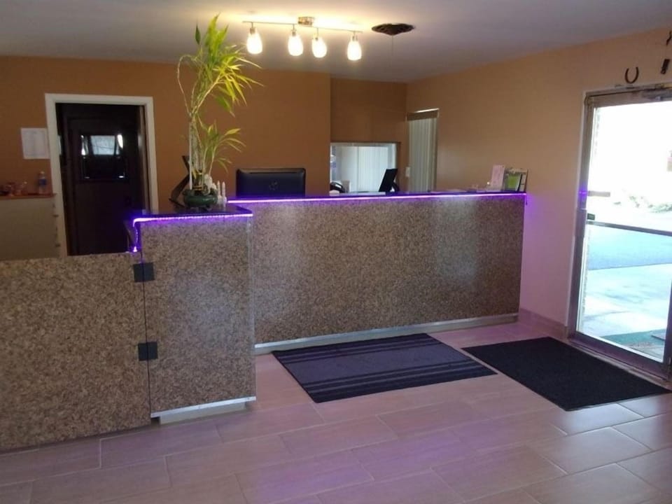 Budget Inn Malvern Motel in Fenter Township
