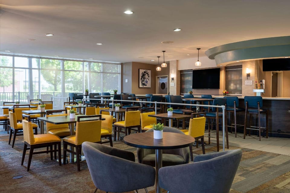 Wyndham Noblesville Hotel in Fishers