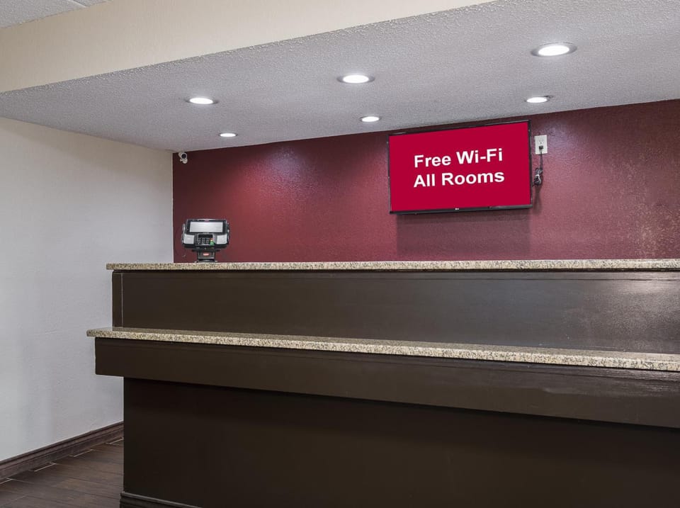 Red Roof Inn Cincinnati East - Beechmont Hotel in Ohio