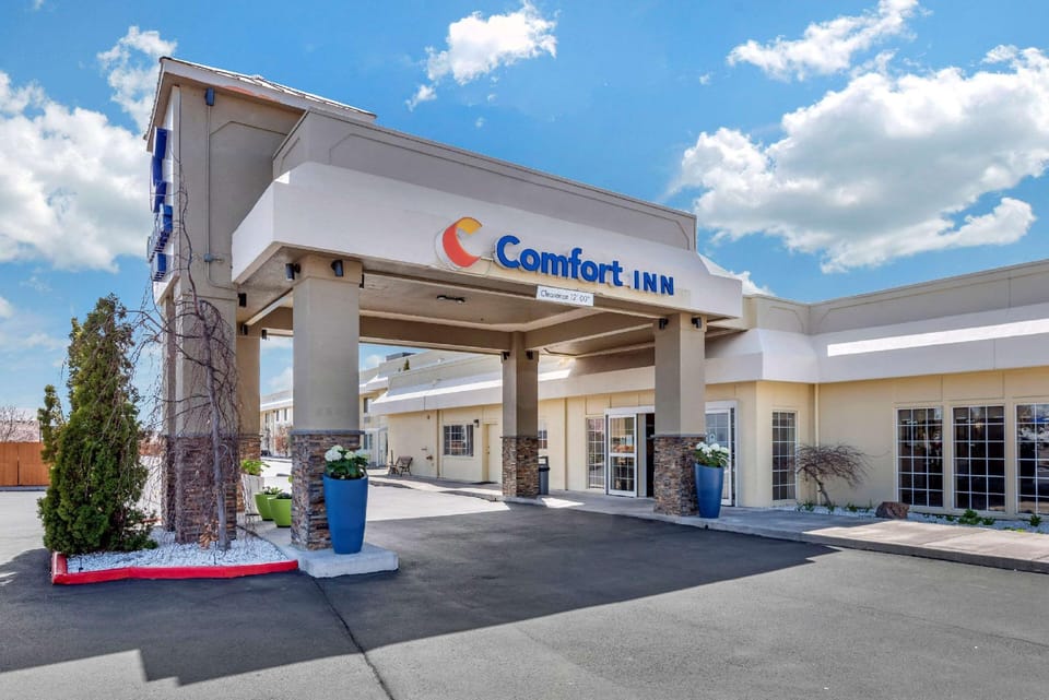 Comfort Inn & Suites Klamath Falls Hotel in Klamath Falls