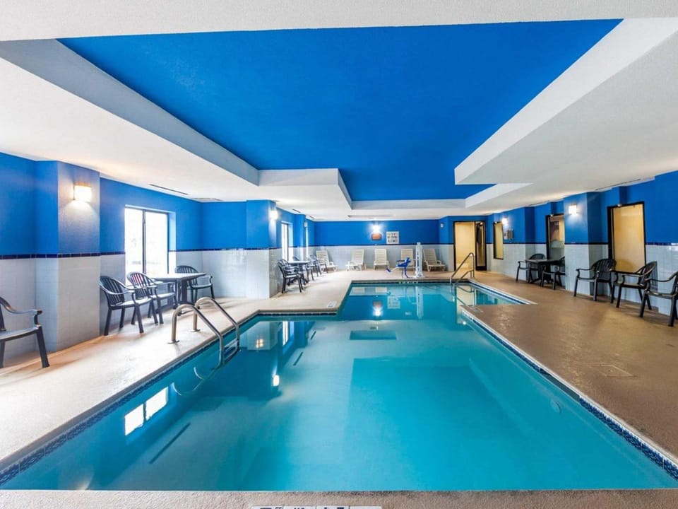 Comfort Inn & Suites Chattanooga West - Lookout Mountain Hotel in Chattanooga