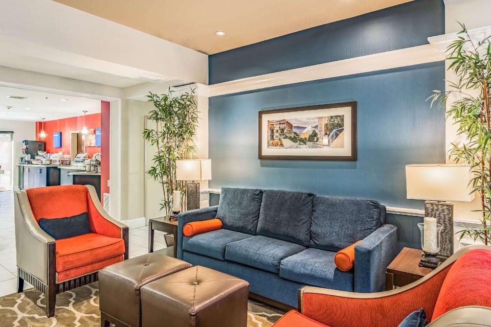 Comfort Inn & Suites Chattanooga West - Lookout Mountain Hotel in Chattanooga