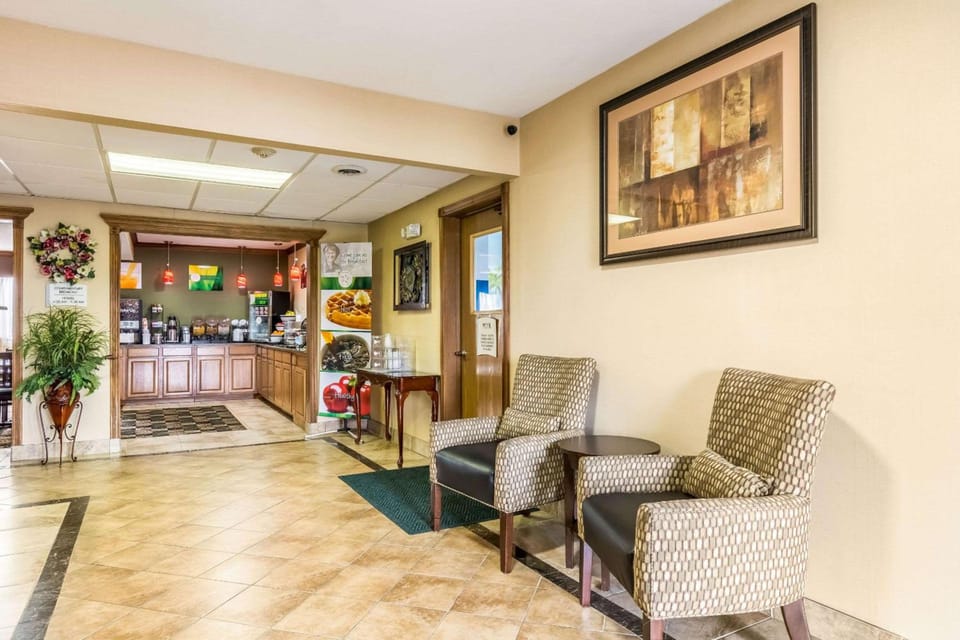 Quality Inn I-74 Batesville Hotel in Indiana