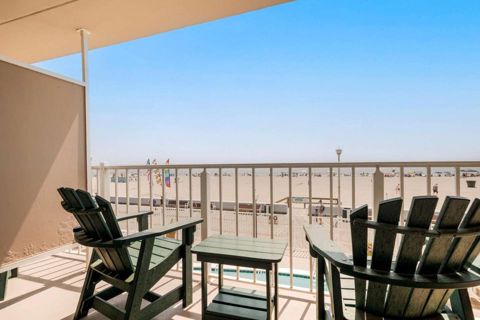 Comfort Inn Ocean City Boardwalk Hotel in Ocean City