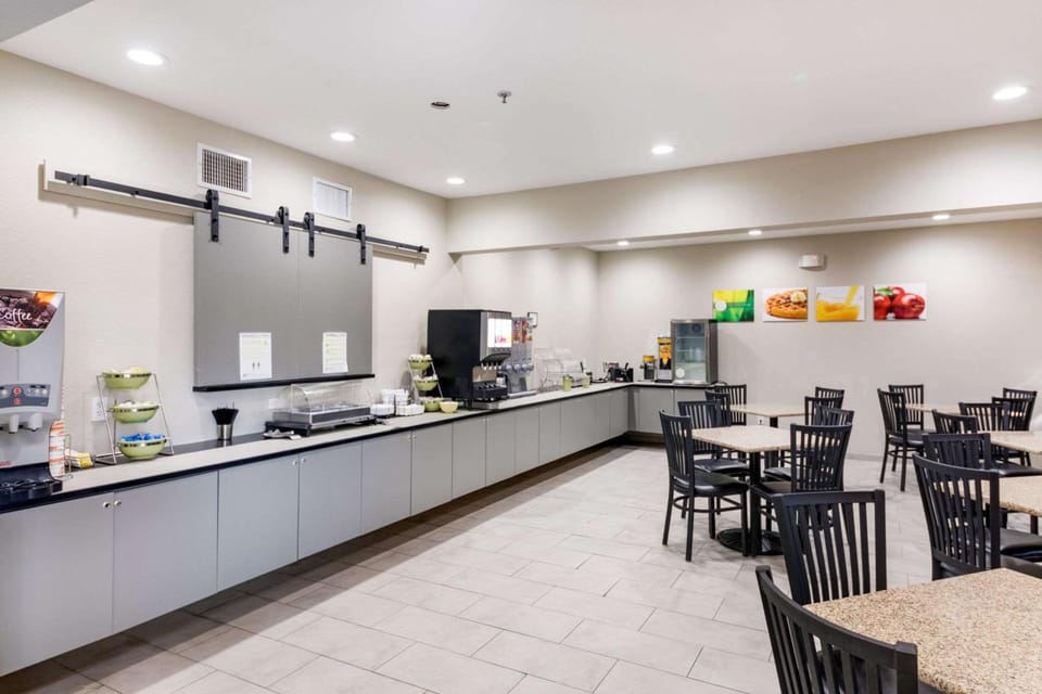 Quality Inn Cedar Park - Austin Northwest Hotel in Leander