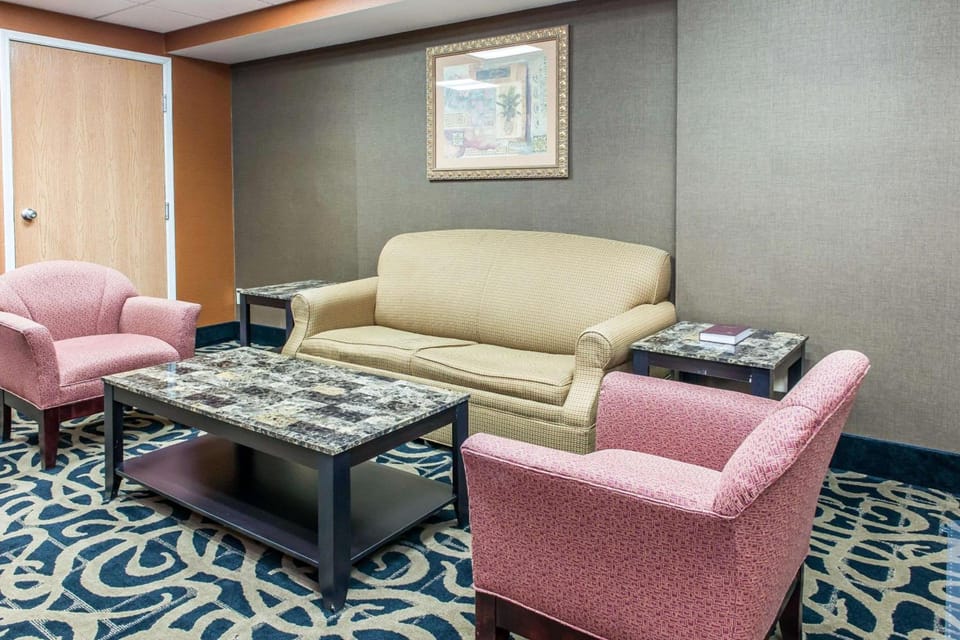 Quality Inn Defiance Hotel in Ohio